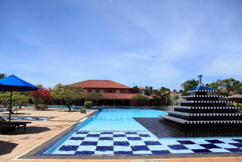 Club Palm Bay Station touristique Marawila